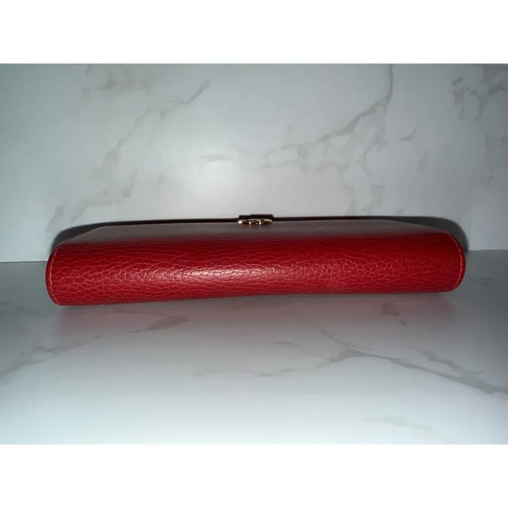 Gucci GG Marmont Continental Wallet in Red Leather
